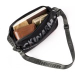 Fardel Crossbody bag black SKINARMA