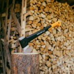 Štípací sekera (S) X24 FISKARS