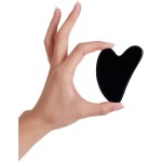 GUA SHA Z ČERNÉHO OBSIDIÁNU PLUM BEAUTY