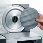 SKS 32000 ELEKTRICKÝ KRÁJEČ GRAEF