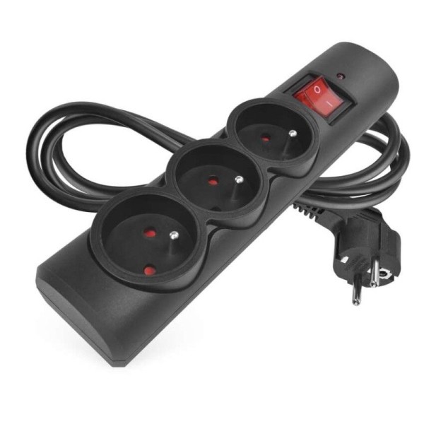 Přepěťová ochrana – 3 zásuvky, 1,5 m, černá