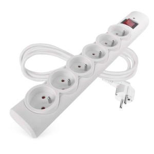 Přepěťová ochrana – 6 zásuvek, 1,5 m, bílá