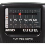 RS-33 KAPESNÍ PŘIJÍMAČ FM/AM AIWA